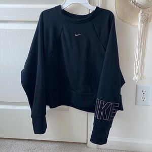 NIKE dry fit slightly cropped crew neck